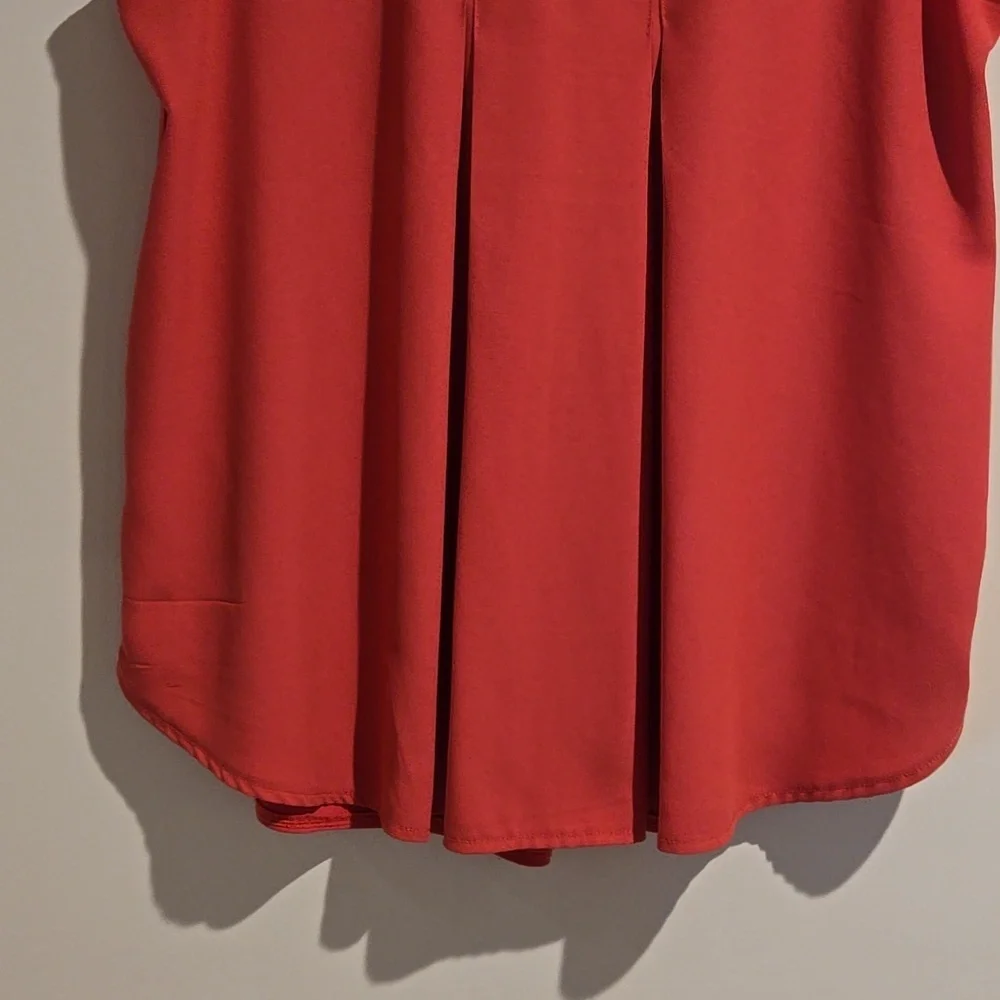 Ann Taylor pink top. Size medium. - Picture 3 of 7